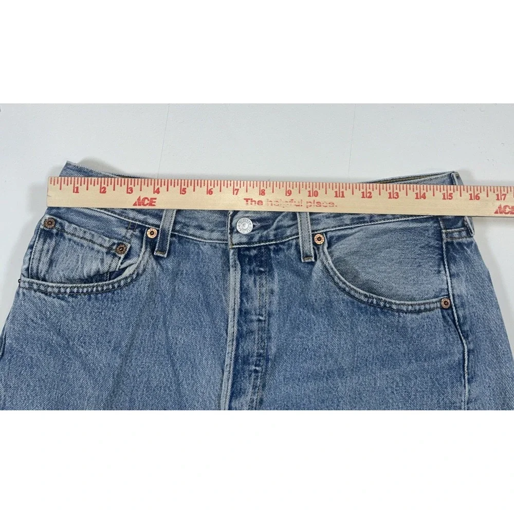 Vintage 2000 Levi's 501 Men's‎ Jeans 34x34 Button Fly Denim Y2K